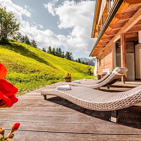 B&B - Hotel Ciasa Rue Blanch San Cassiano  Exteriör bild