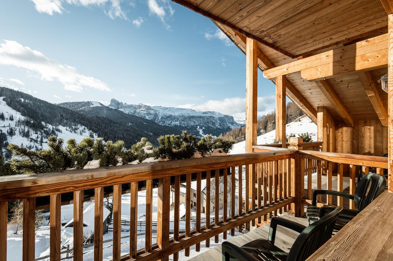 B&B - Hotel Ciasa Rue Blanch San Cassiano  Exteriör bild